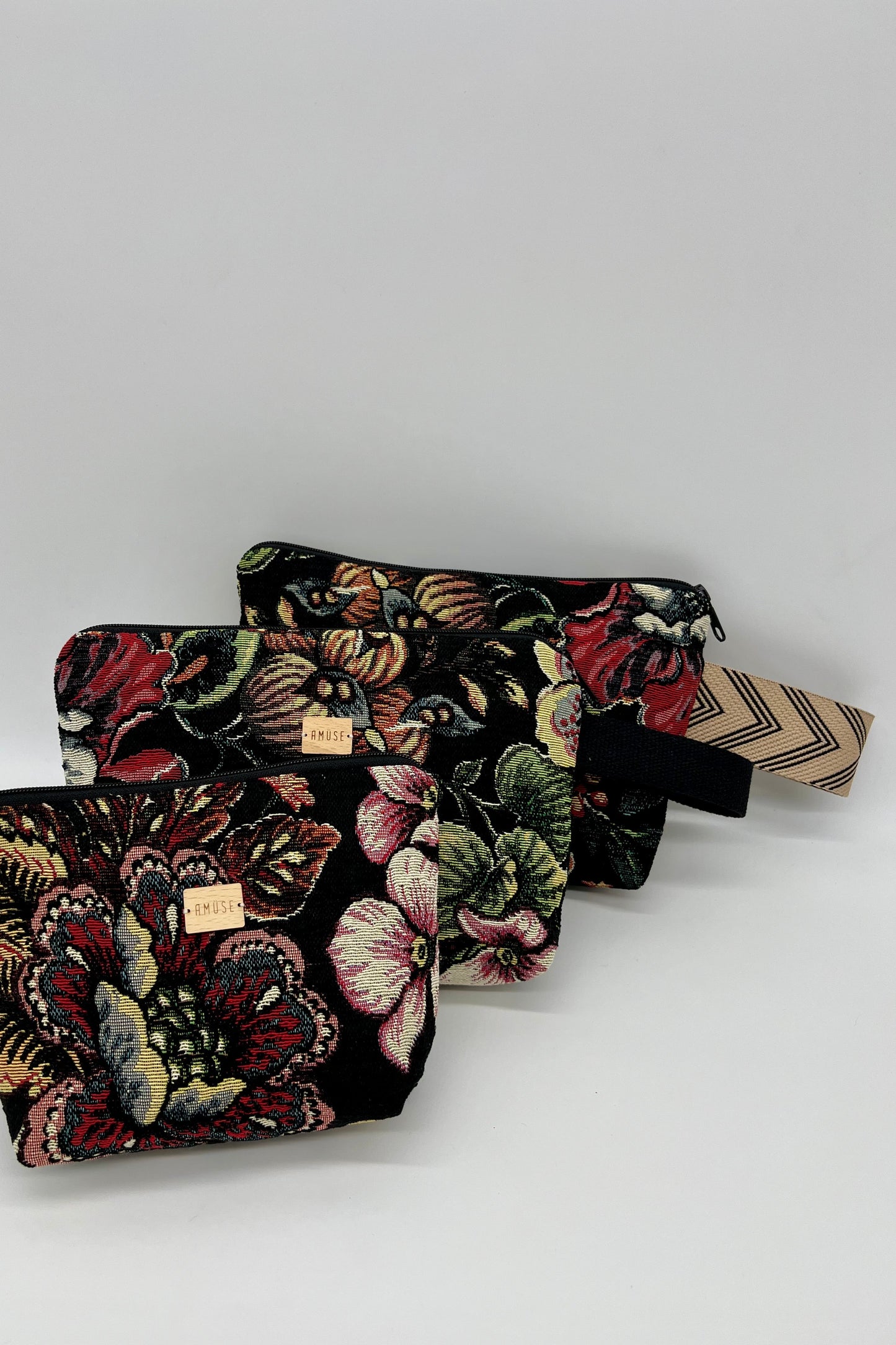 CARTERA DE MANO "Flores"