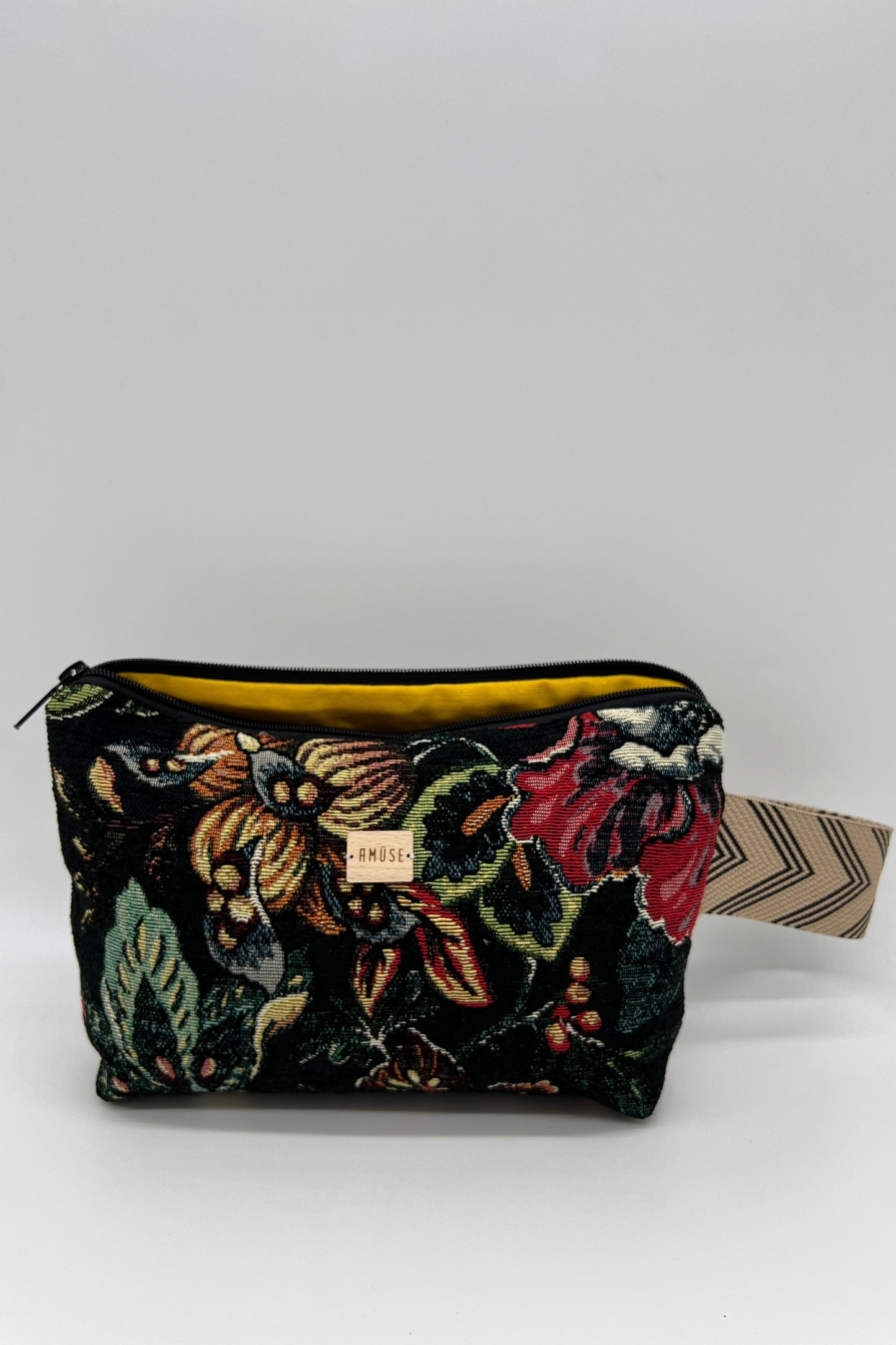 CARTERA DE MANO "Flores"