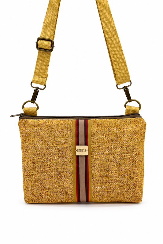 Mustard Chic foto 1 con escala uniforme